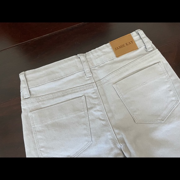 Jaime Kay denim shorts, size 7 - Picture 5 of 8